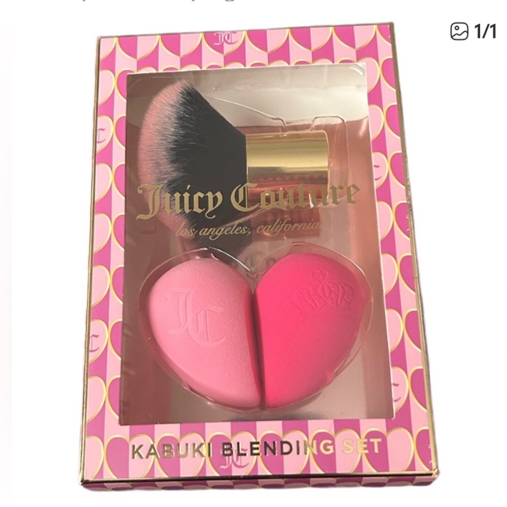 Juicy Couture 3pc beauty blenders and kabuki brush iconic juicy pink